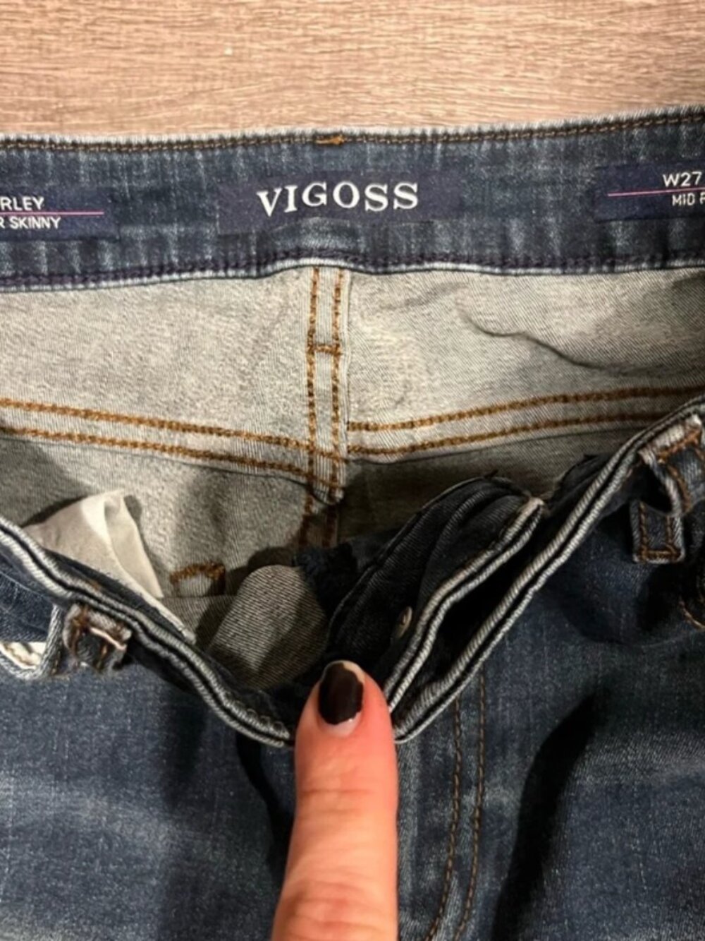 Vigoss distressed jeans size 27 - Picture 4 of 4
